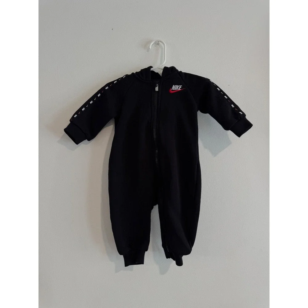 Nike Sportswear Hooded Fleece Coverall Infant‎ 6M Black Logo boys romper